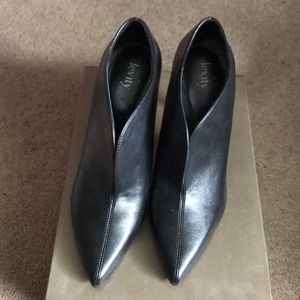 Black 3 inch heel shoe/bootie